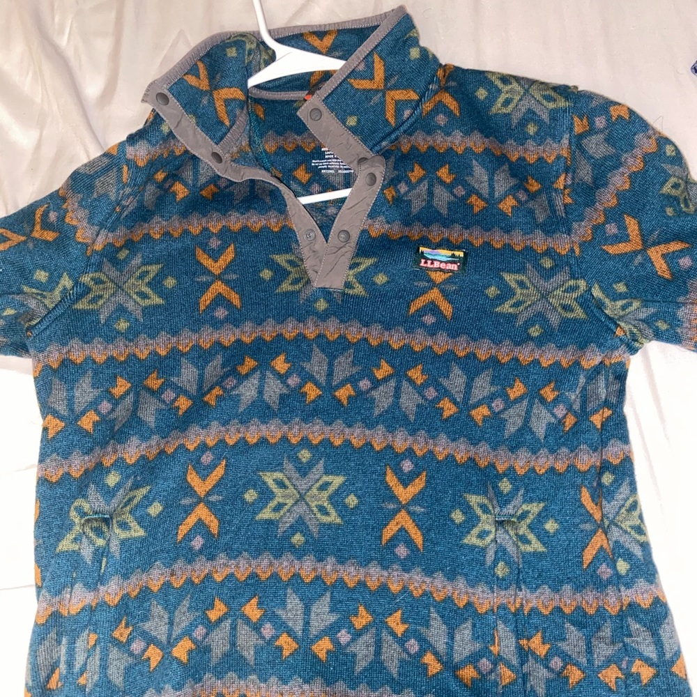 LL bean pullover